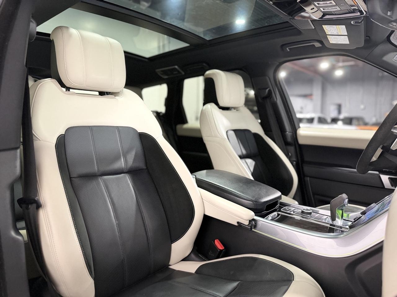 2020 Land Rover Range Rover Sport HST Photo