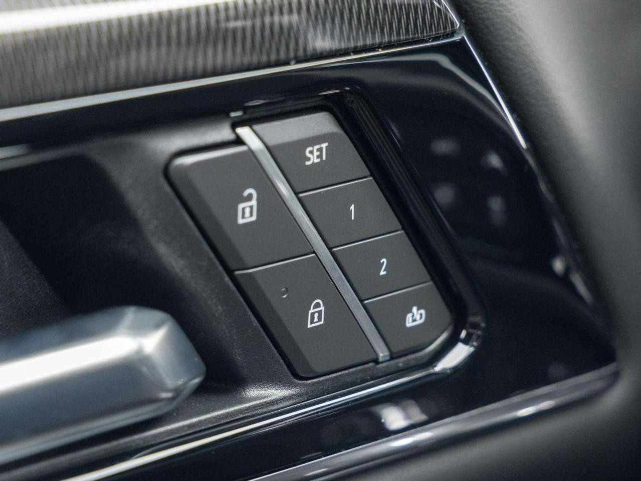 2025 GMC Yukon 4WD 4dr Elevation Photo