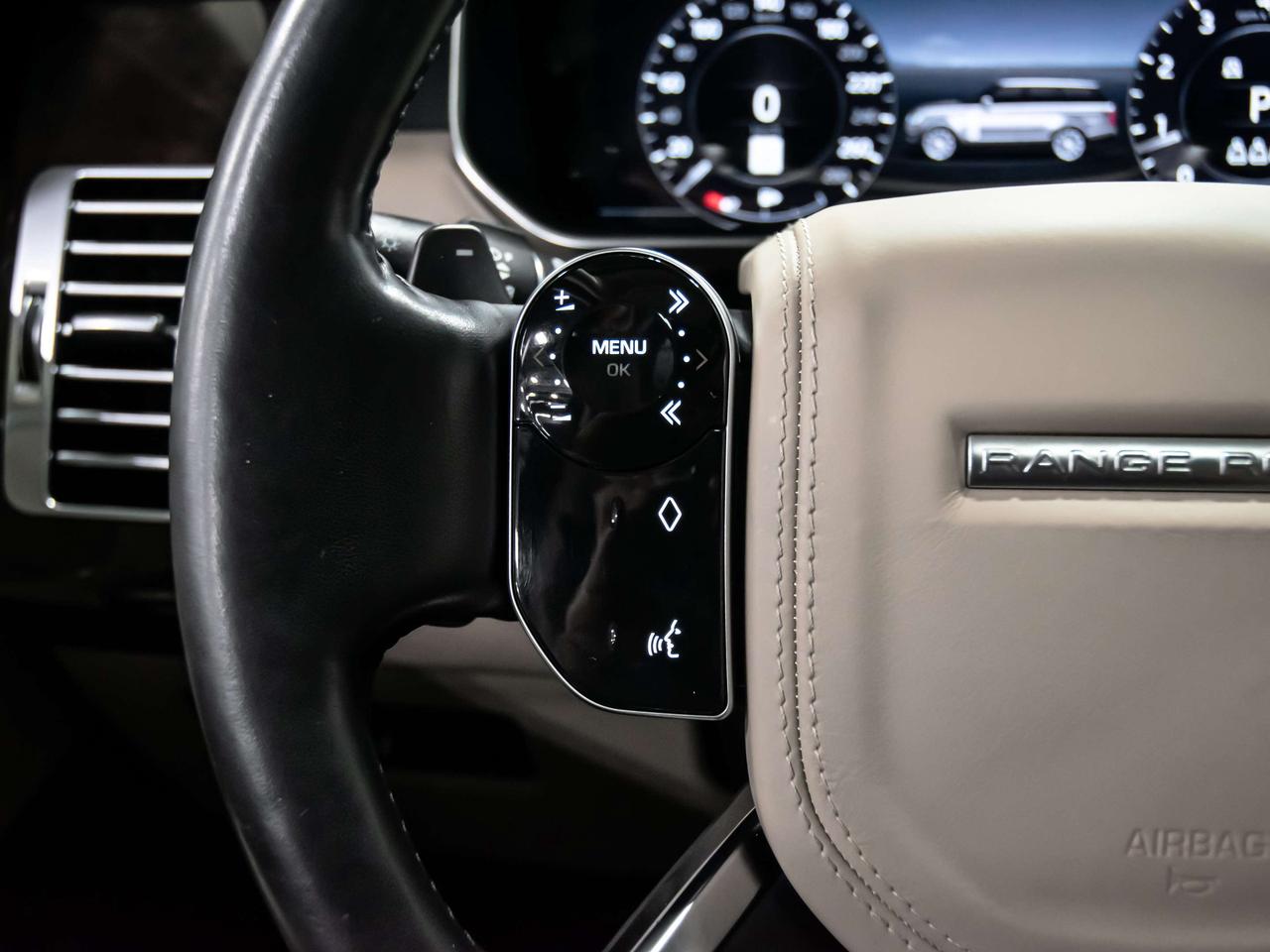 2019 Land Rover Range Rover V8 SUPERCHARGED SWB REAR DVD HEADS UP NAVI Photo