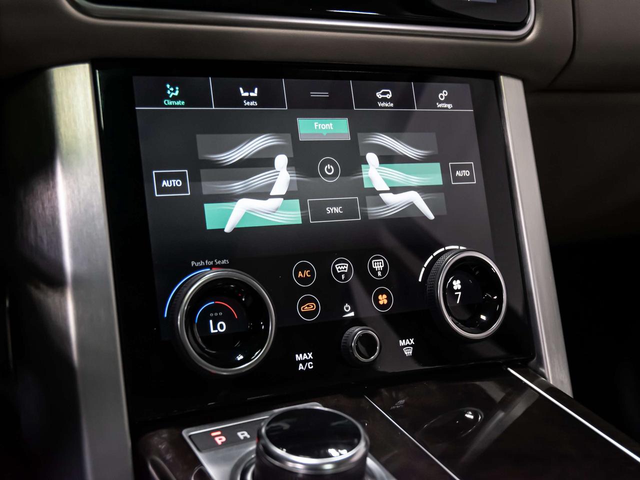 2019 Land Rover Range Rover V8 SUPERCHARGED SWB REAR DVD HEADS UP NAVI Photo