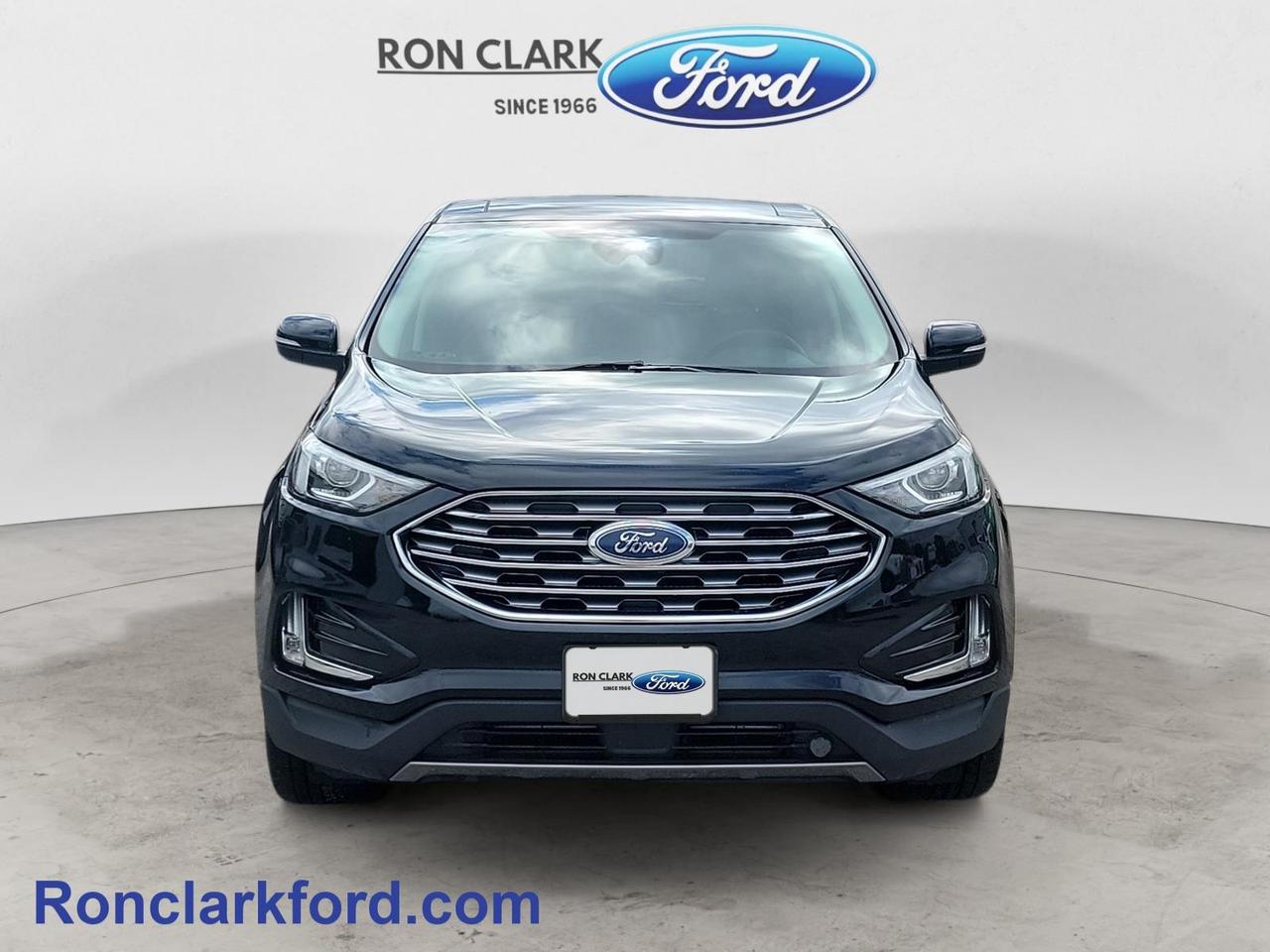 2021 Ford Edge TITANIUM 4DR ALL-WHEEL DRIVE Photo5