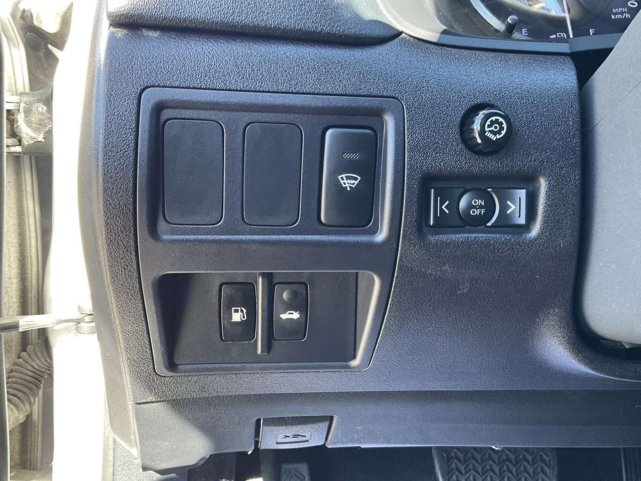 2011 Lexus IS IS 250 AWD - LEATHER! NAV! BACK-UP CAM! SUNROOF! Photo