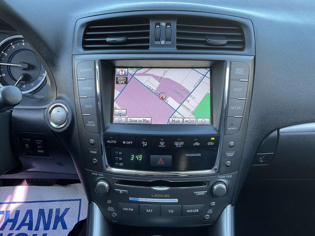 2011 Lexus IS IS 250 AWD - LEATHER! NAV! BACK-UP CAM! SUNROOF! Photo
