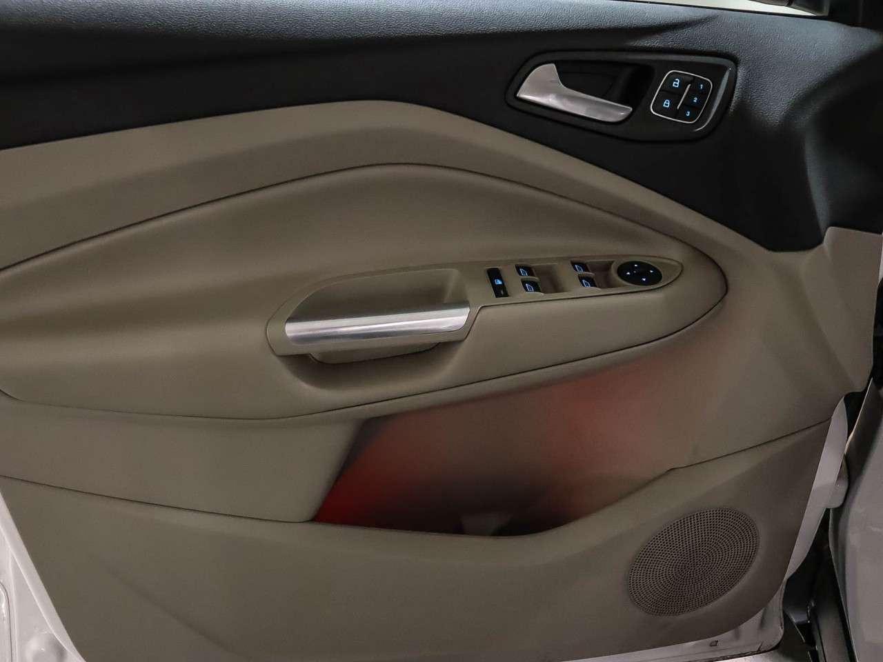 2018 Ford Escape Titanium 4WD Photo
