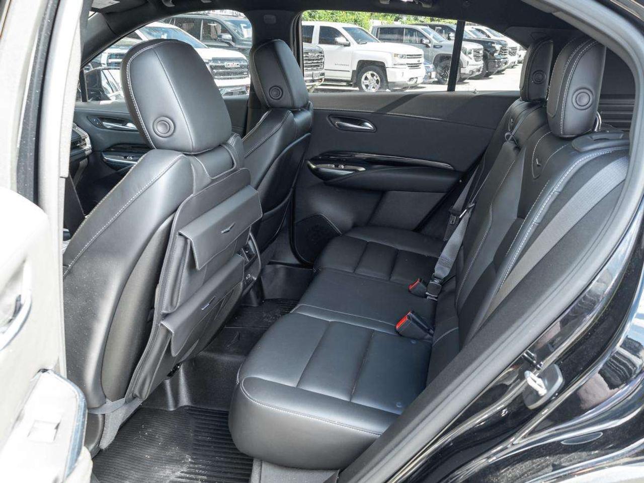 2024 Cadillac XT4 AWD 4dr Luxury Photo