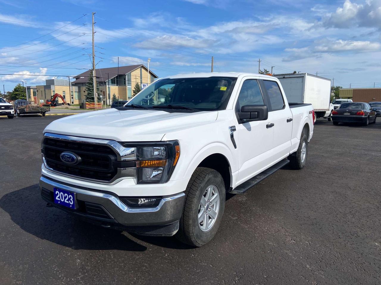 2023 Ford F-150 XLT CREW CAB 5.0L 6.5FT LONG BOX LOCKING AXLE Photo0
