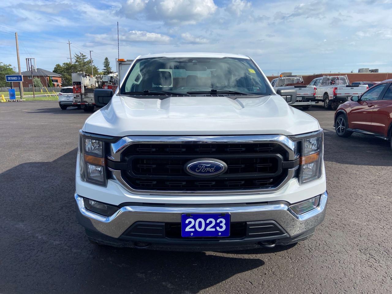 2023 Ford F-150 XLT CREW CAB 5.0L 6.5FT LONG BOX LOCKING AXLE Photo