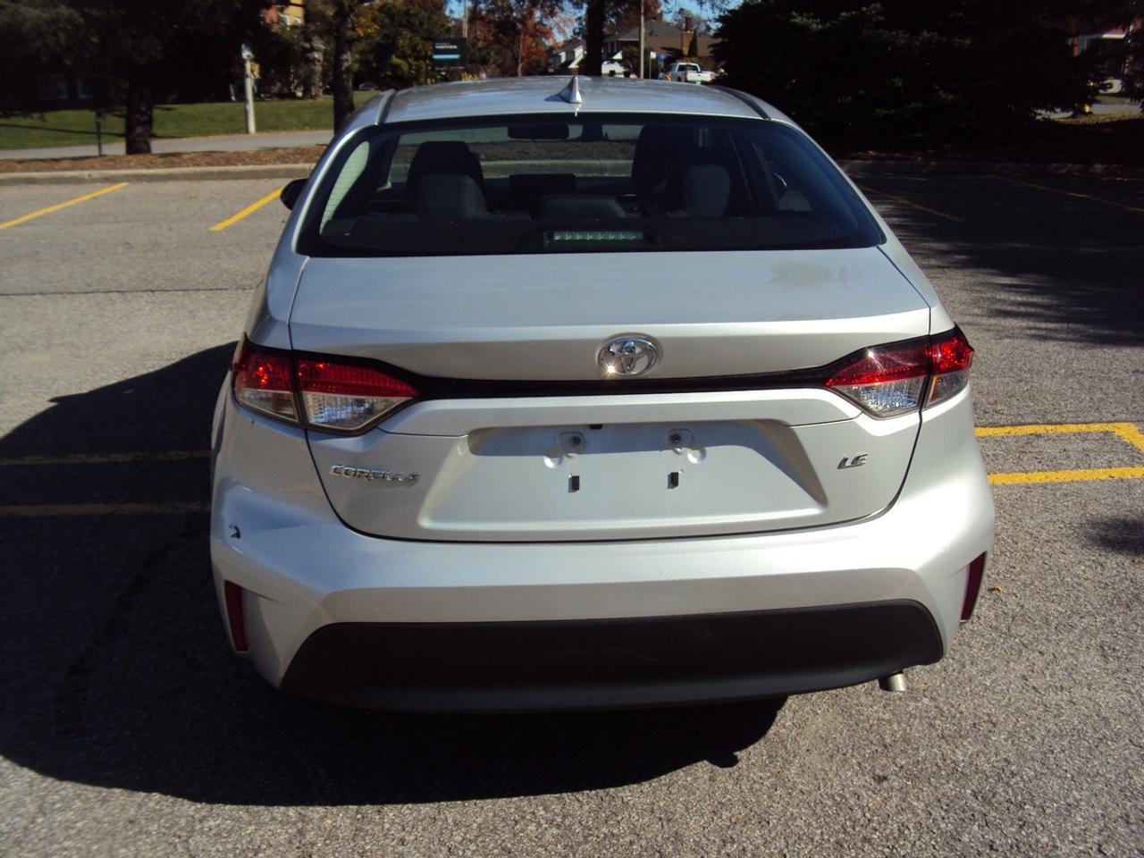 2024 Toyota Corolla LE Photo