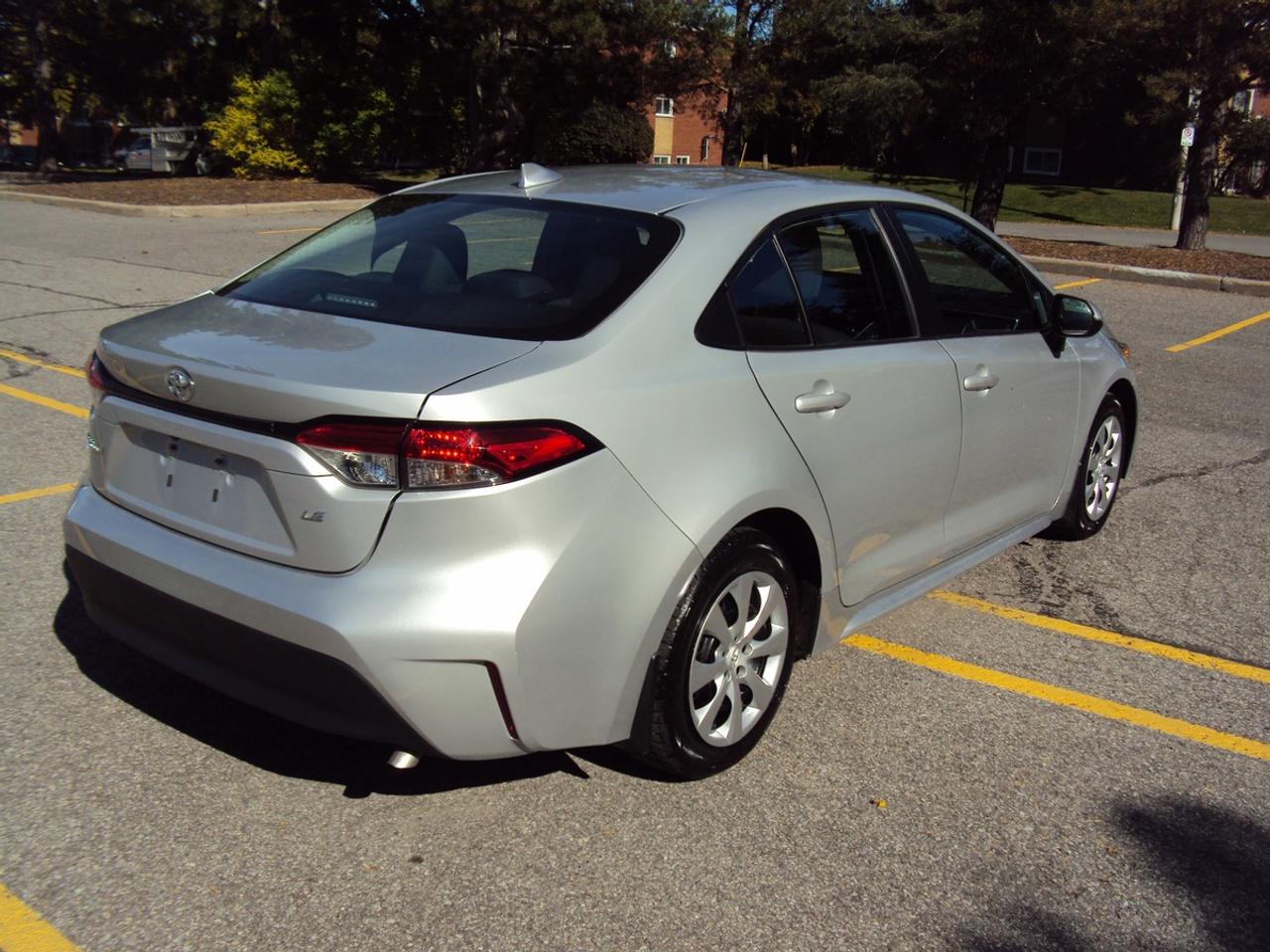 2024 Toyota Corolla LE Photo