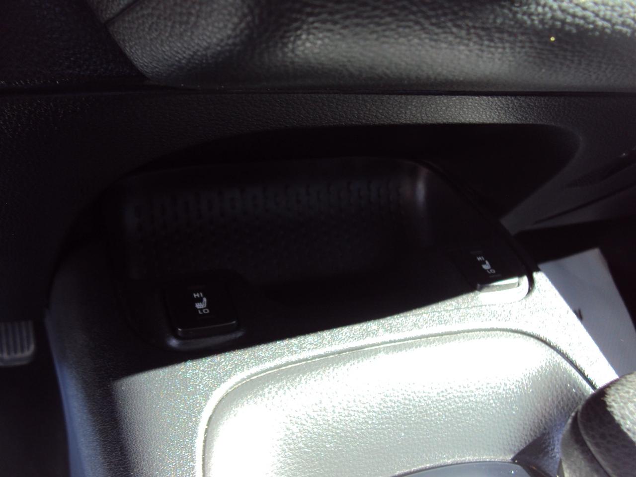 2024 Toyota Corolla LE Photo
