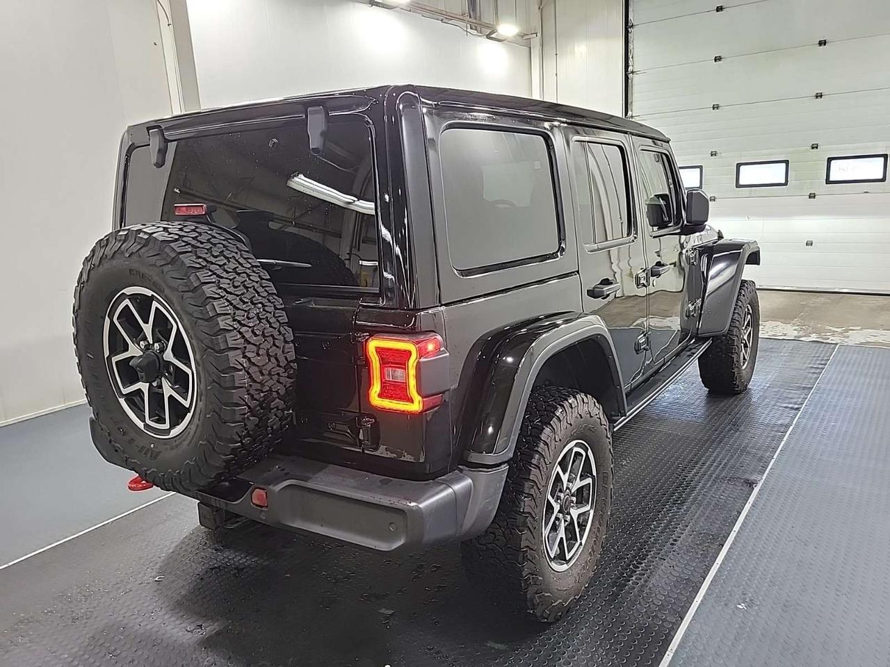 2026 Jeep Wrangler Rubicon   SKY ONE-TOUCH TOP   HEATED LEATHER   NAVIGATION   ALPINE AUDIO   BLIND-SPOT MONITORING Photo