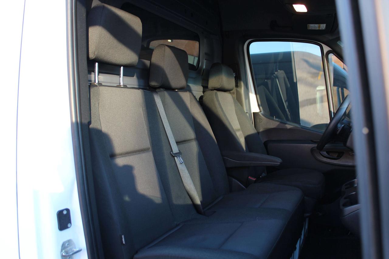 2024 Mercedes-Benz Sprinter 177" EXTRA EXTENDED - DIESEL - 3 SEATER Photo