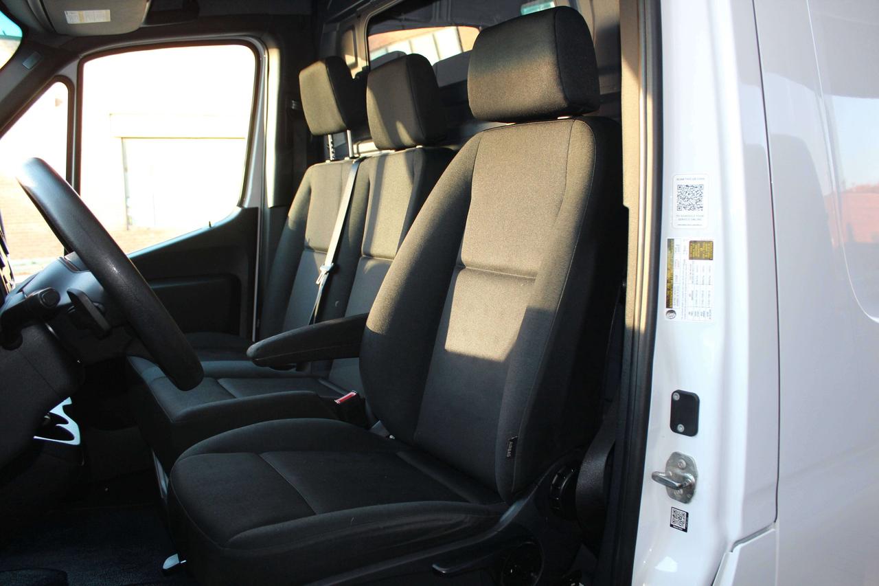 2024 Mercedes-Benz Sprinter 177" EXTRA EXTENDED - DIESEL - 3 SEATER Photo