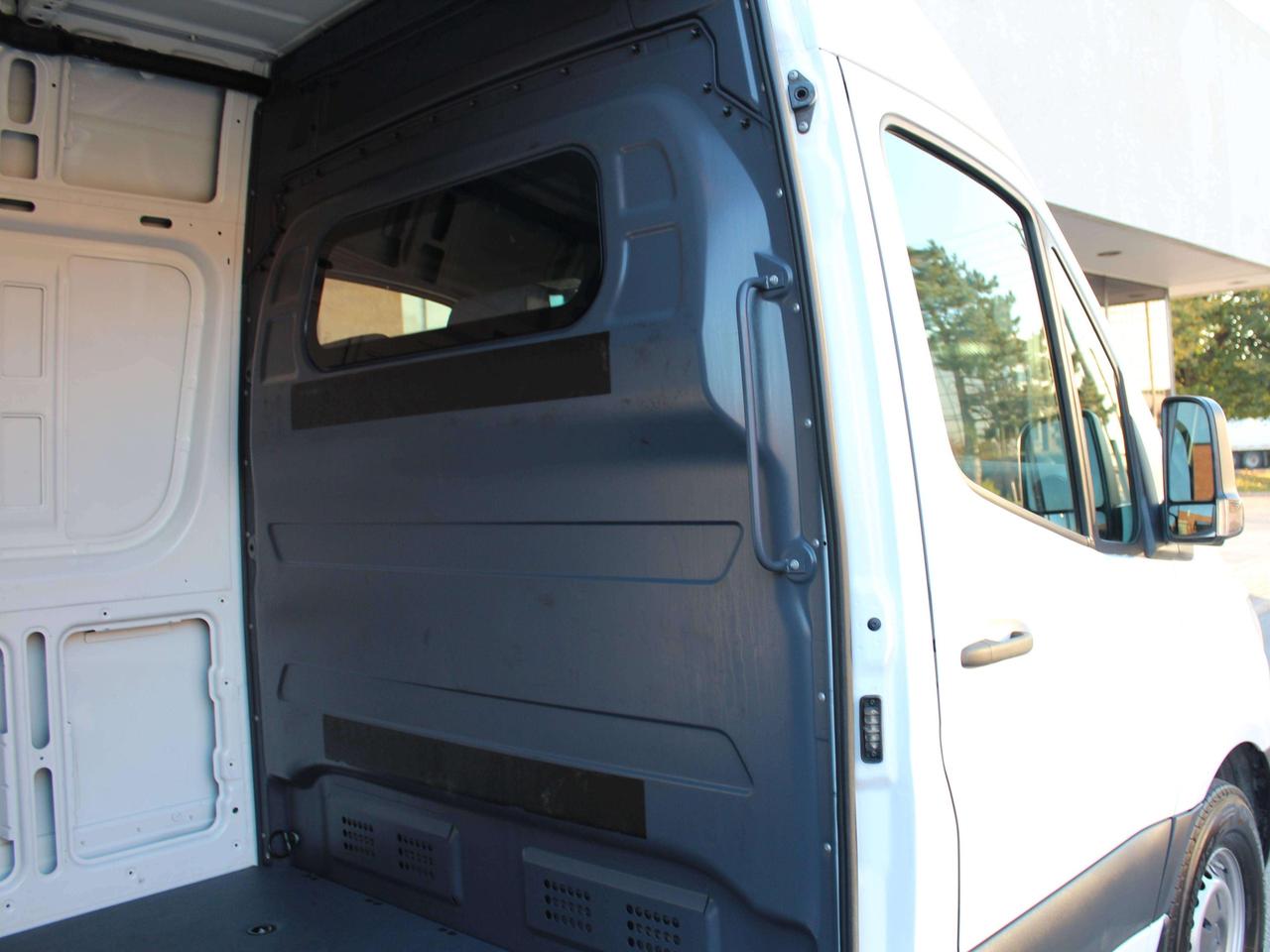2024 Mercedes-Benz Sprinter 177" EXTRA EXTENDED - DIESEL - 3 SEATER Photo