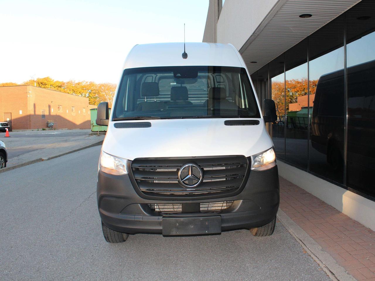 2024 Mercedes-Benz Sprinter 177" EXTRA EXTENDED - DIESEL - 3 SEATER Photo