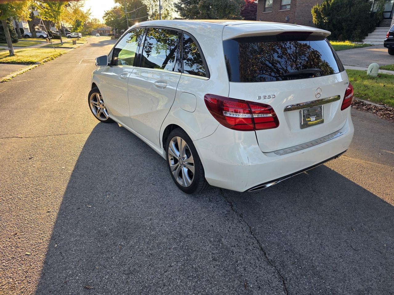 2016 Mercedes-Benz B-Class B 250 Photo3