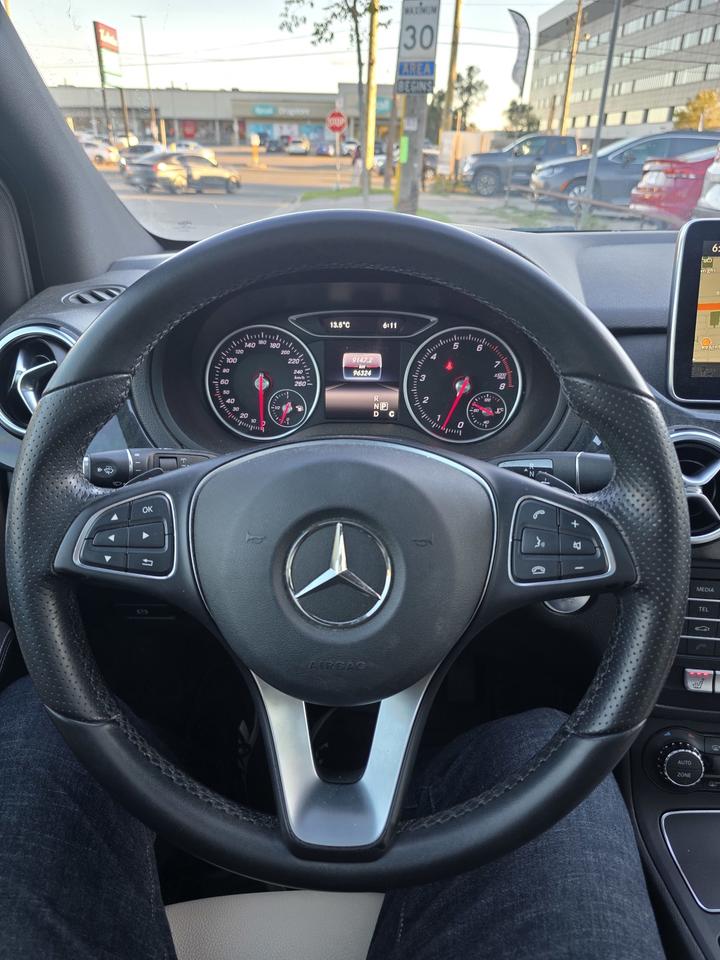 2016 Mercedes-Benz B-Class B 250 Photo