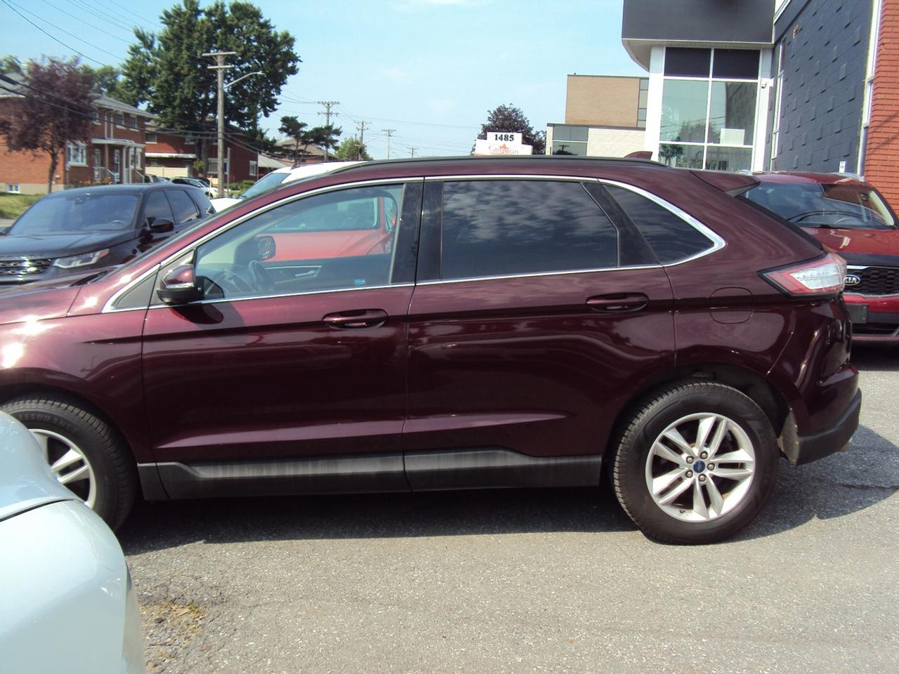 2017 Ford Edge SEL Photo