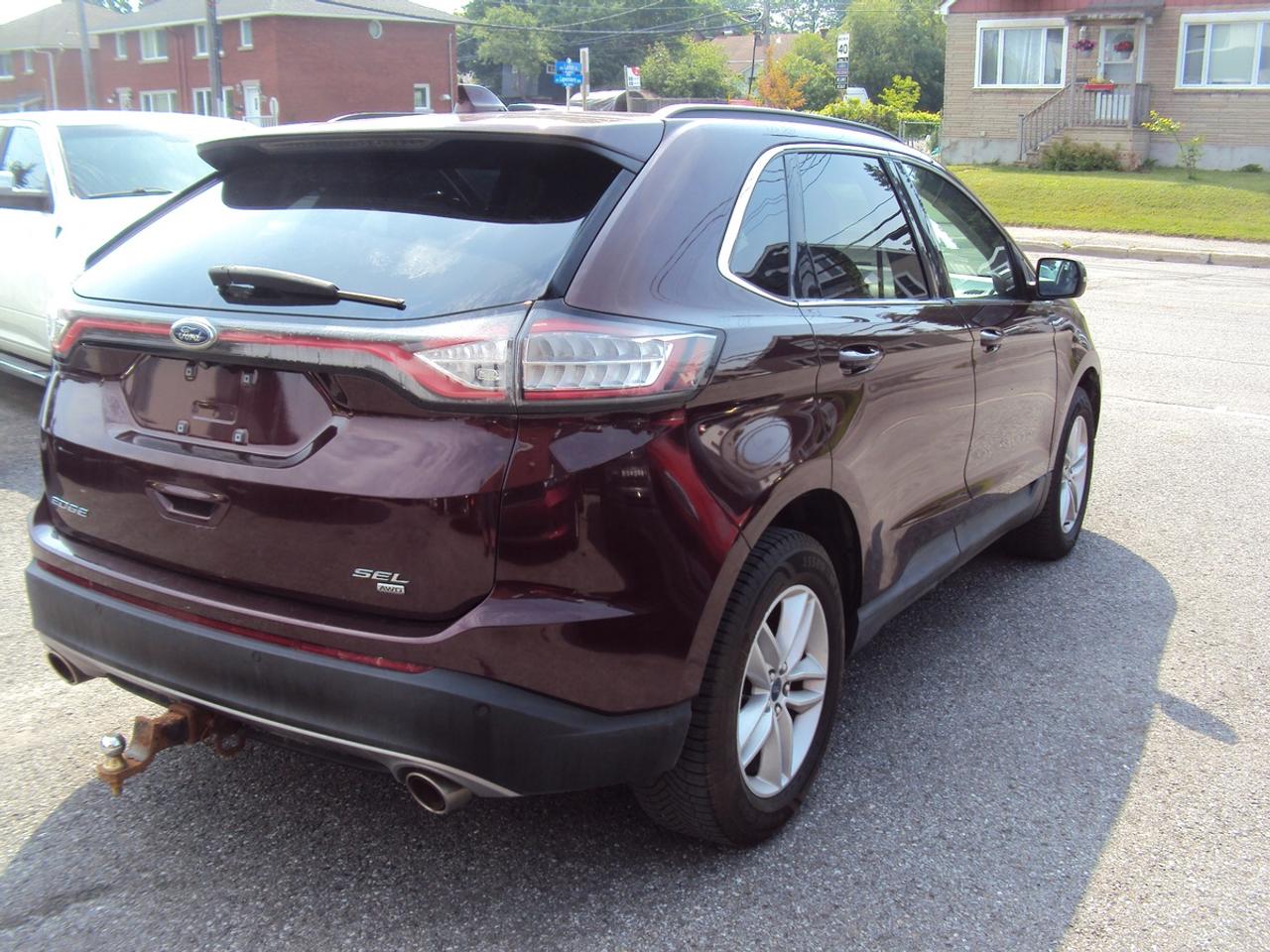 2017 Ford Edge SEL Photo