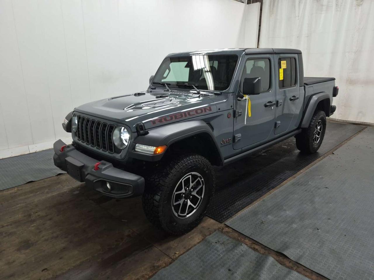 2026 Jeep Gladiator Rubicon   TONNEAU COVER   SPRAY-IN BEDLINER   TRAILER HITCH   ADAPTIVE CRUISE Photo