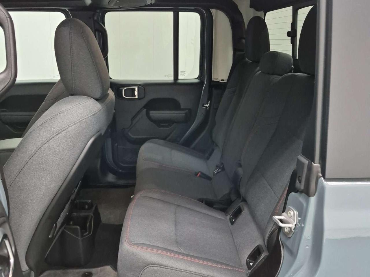 2026 Jeep Gladiator Rubicon   TONNEAU COVER   SPRAY-IN BEDLINER   TRAILER HITCH   ADAPTIVE CRUISE Photo