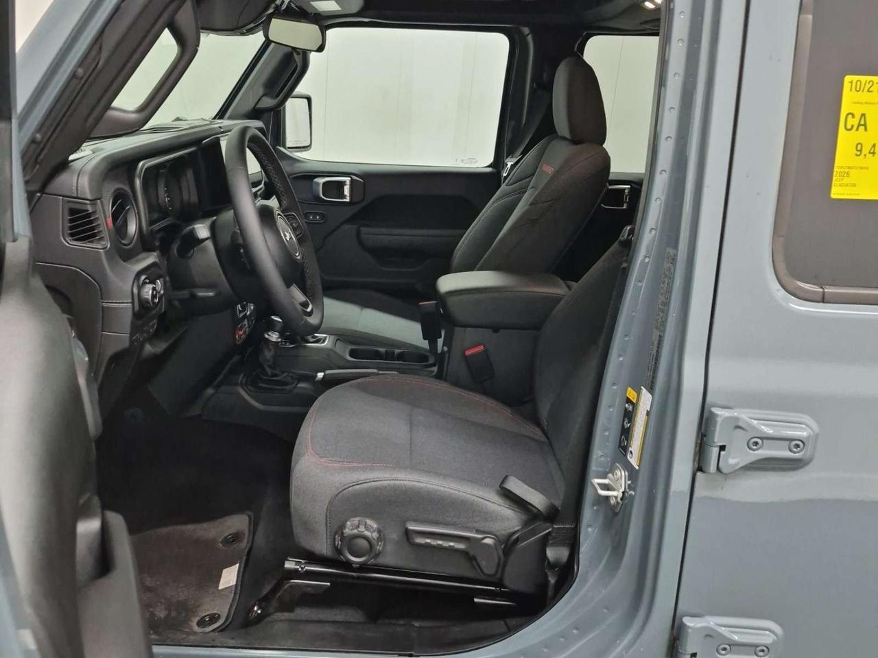 2026 Jeep Gladiator Rubicon   TONNEAU COVER   SPRAY-IN BEDLINER   TRAILER HITCH   ADAPTIVE CRUISE Photo