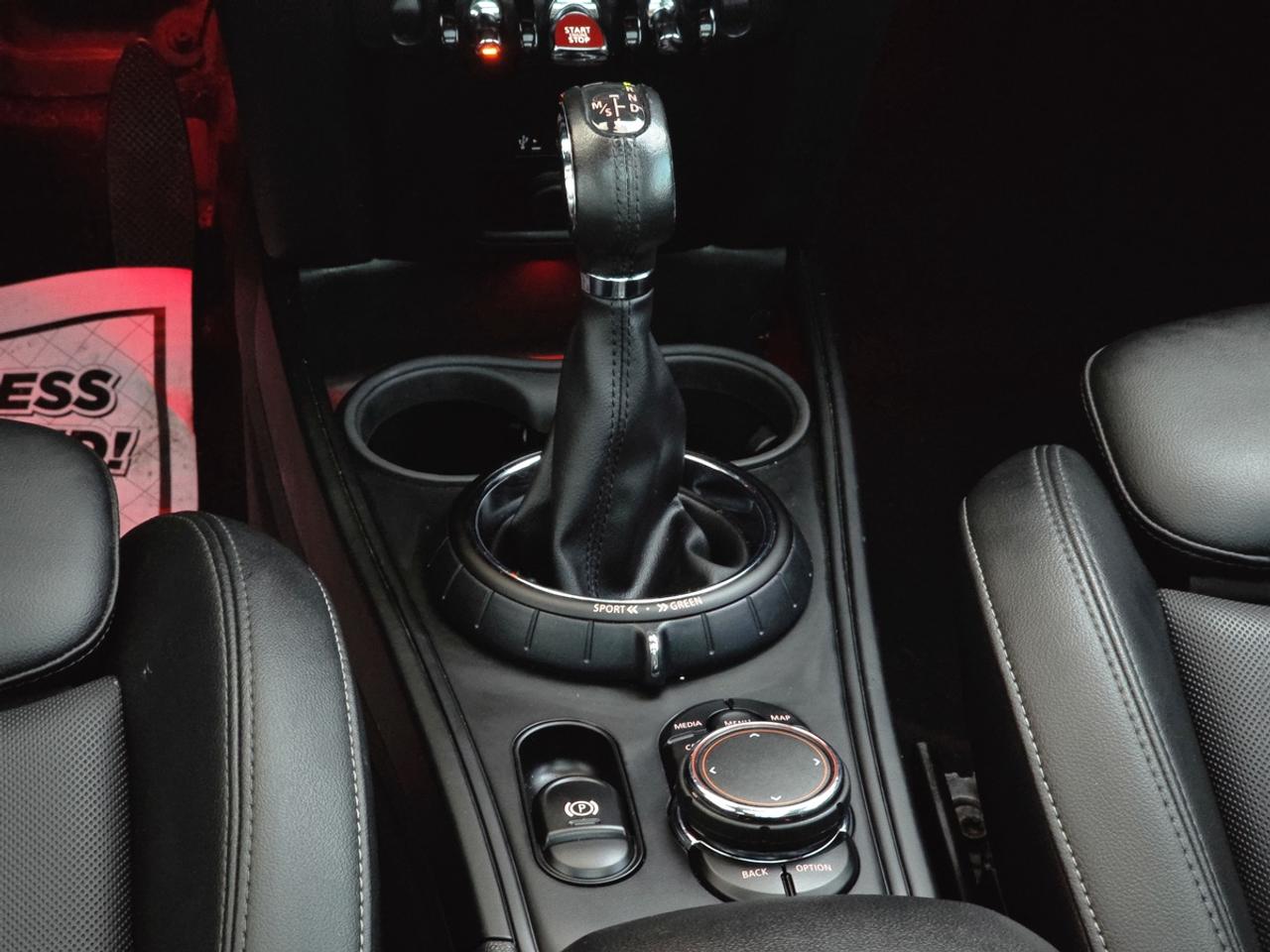 2017 MINI Countryman Cooper S Photo