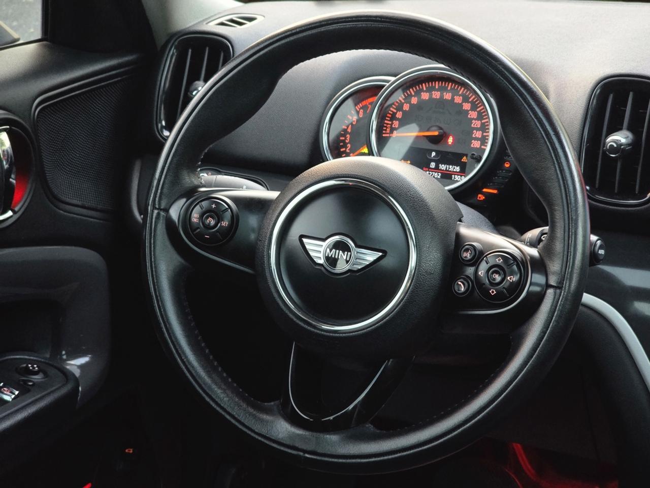 2017 MINI Countryman Cooper S Photo