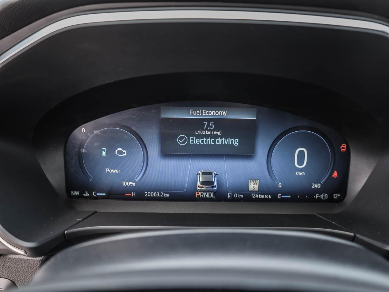 2025 Ford Escape PHEV 4dr Front-Wheel Drive Photo