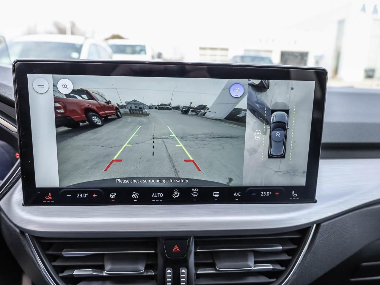 2025 Ford Escape PHEV 4dr Front-Wheel Drive Photo
