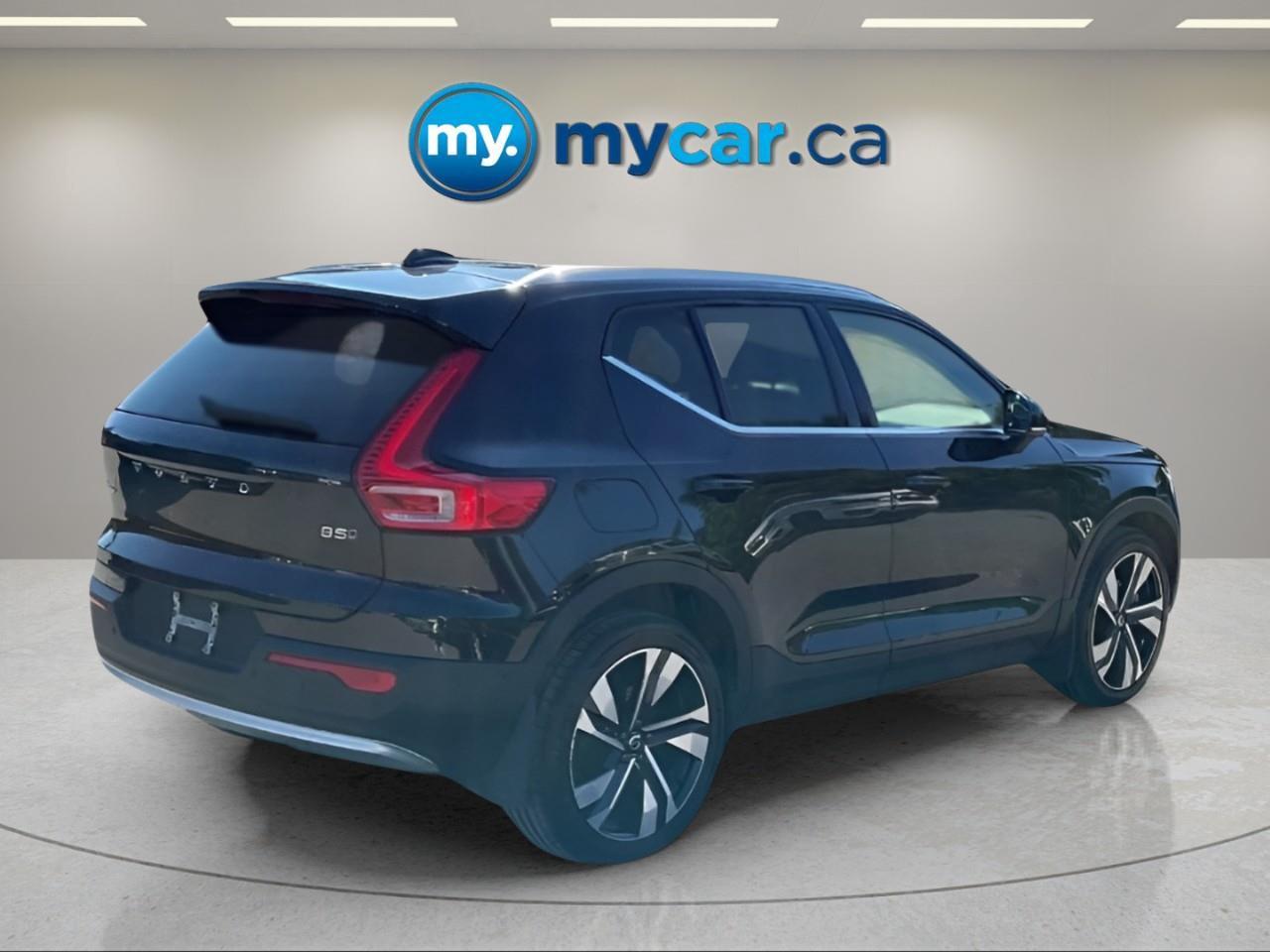 2024 Volvo XC40 B5 Ultimate Bright Theme 4dr All-Wheel Drive Sport Utility Photo