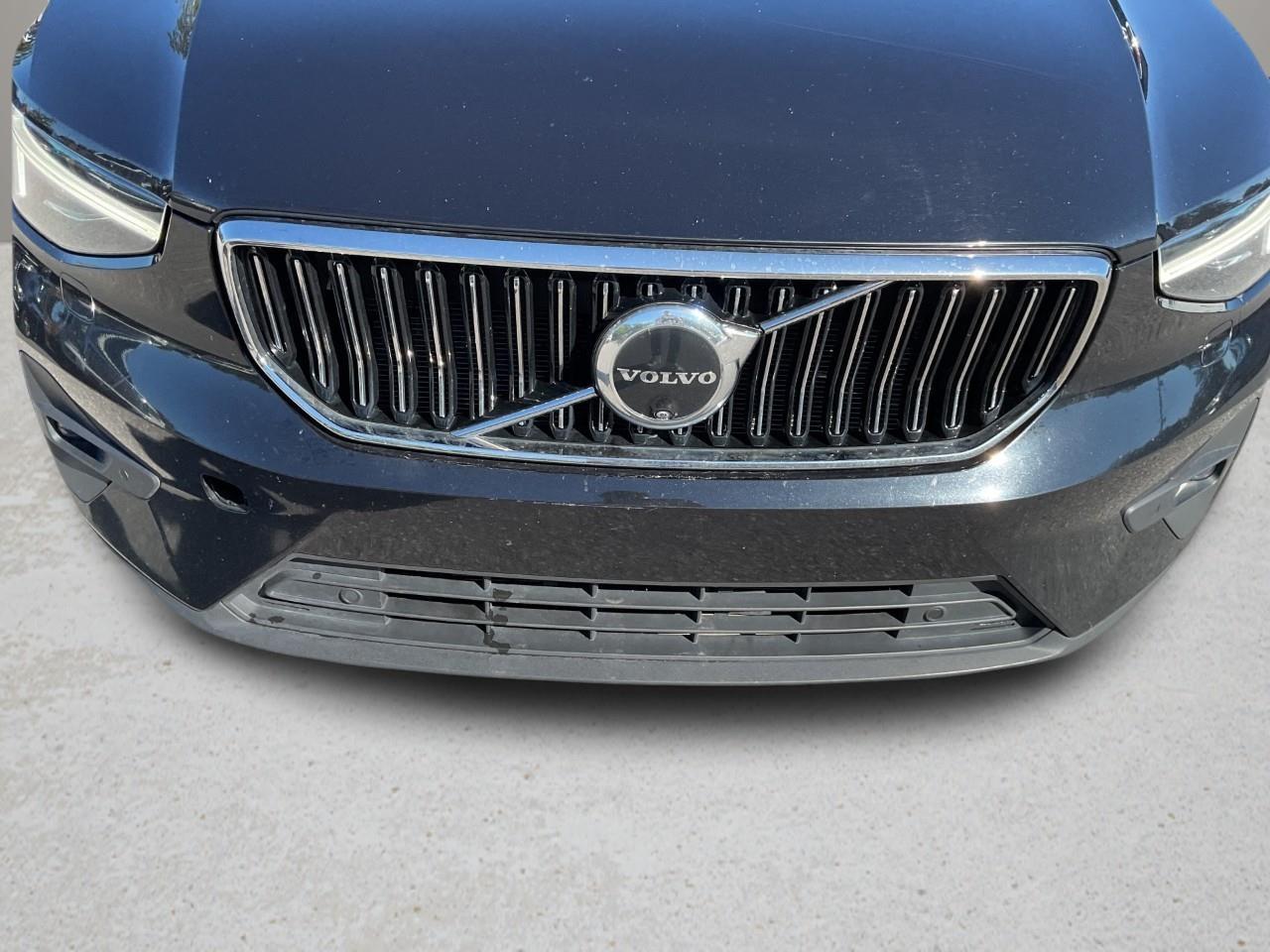2024 Volvo XC40 B5 Ultimate Bright Theme 4dr All-Wheel Drive Sport Utility Photo