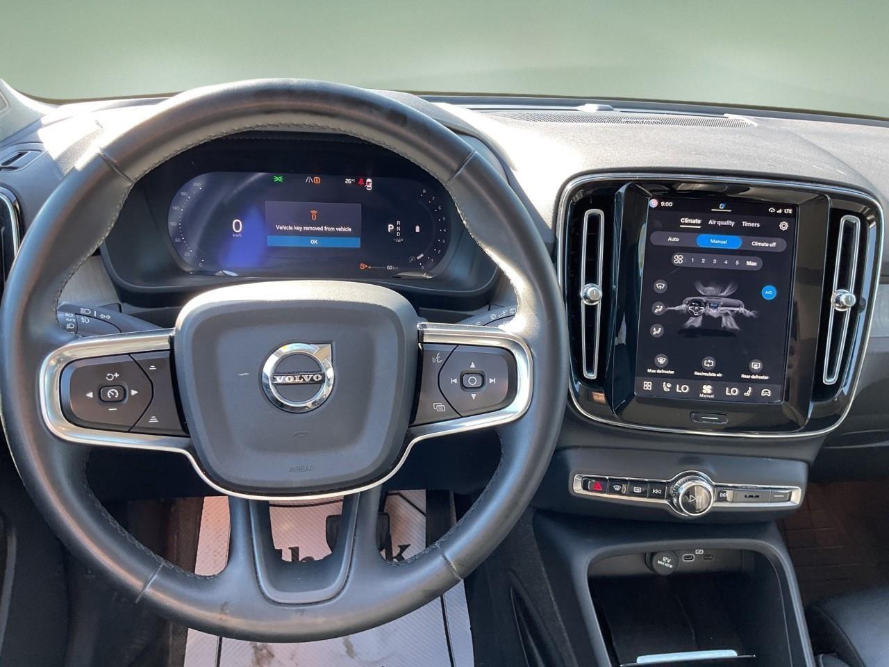 2024 Volvo XC40 B5 Ultimate Bright Theme 4dr All-Wheel Drive Sport Utility Photo