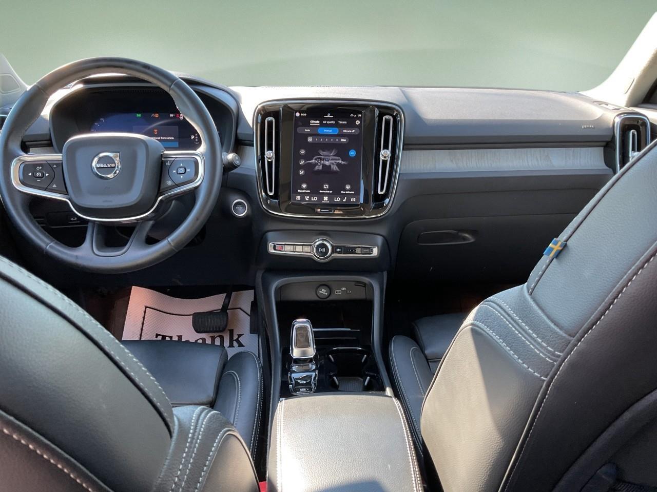 2024 Volvo XC40 B5 Ultimate Bright Theme 4dr All-Wheel Drive Sport Utility Photo