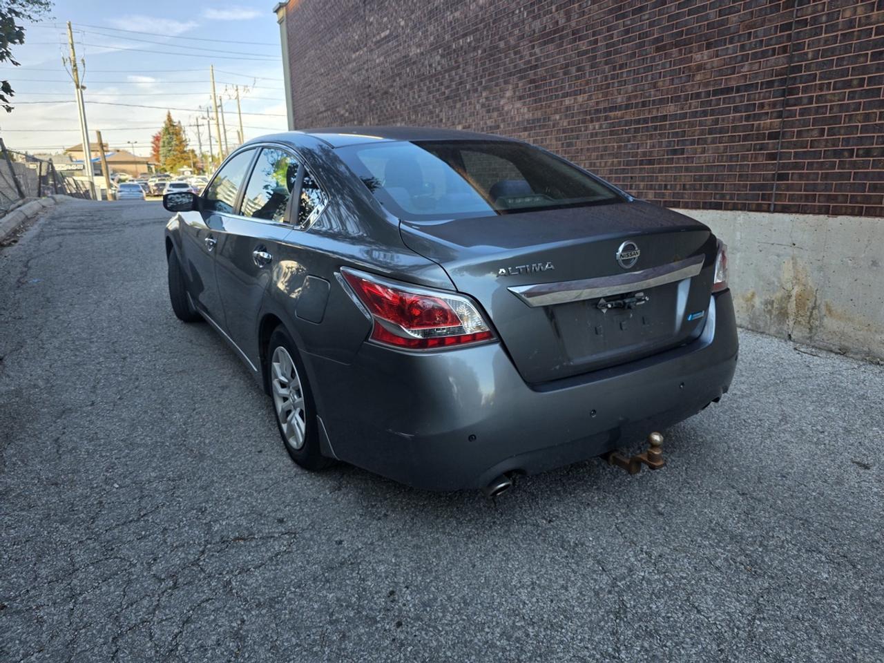 2015 Nissan Altima 2.5 S Photo