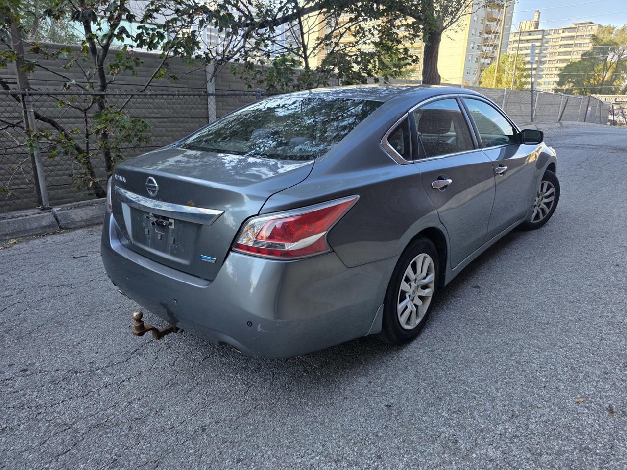 2015 Nissan Altima 2.5 S Photo