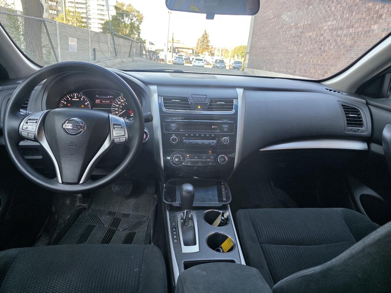 2015 Nissan Altima 2.5 S Photo