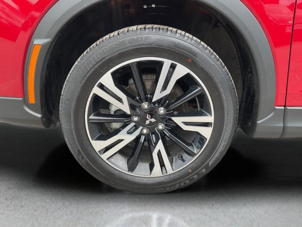 2023 Mitsubishi Eclipse Cross  Photo