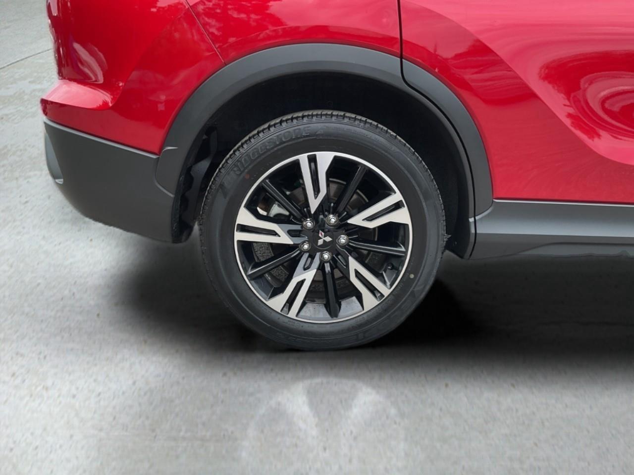 2023 Mitsubishi Eclipse Cross  Photo