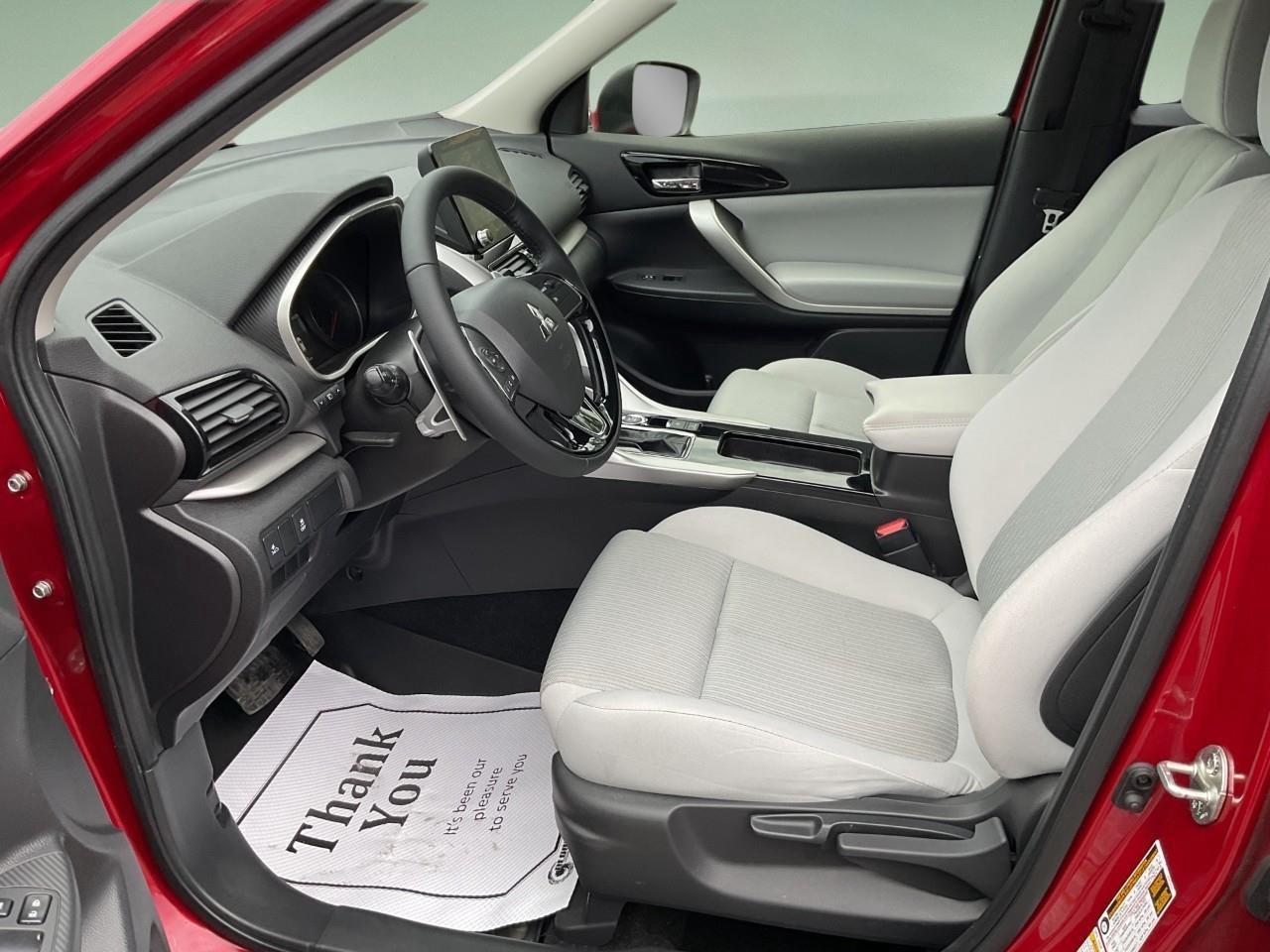 2023 Mitsubishi Eclipse Cross  Photo