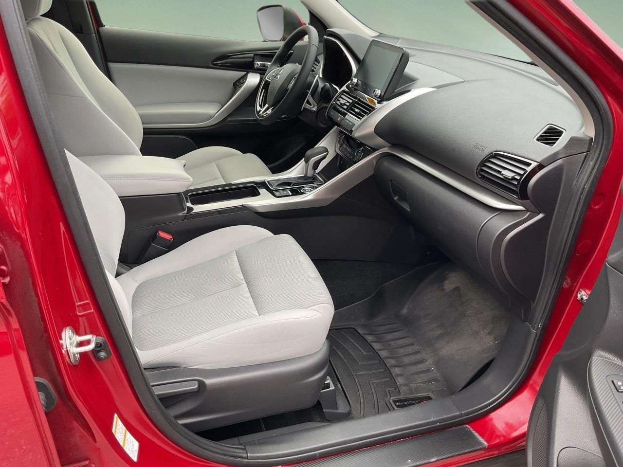 2023 Mitsubishi Eclipse Cross  Photo