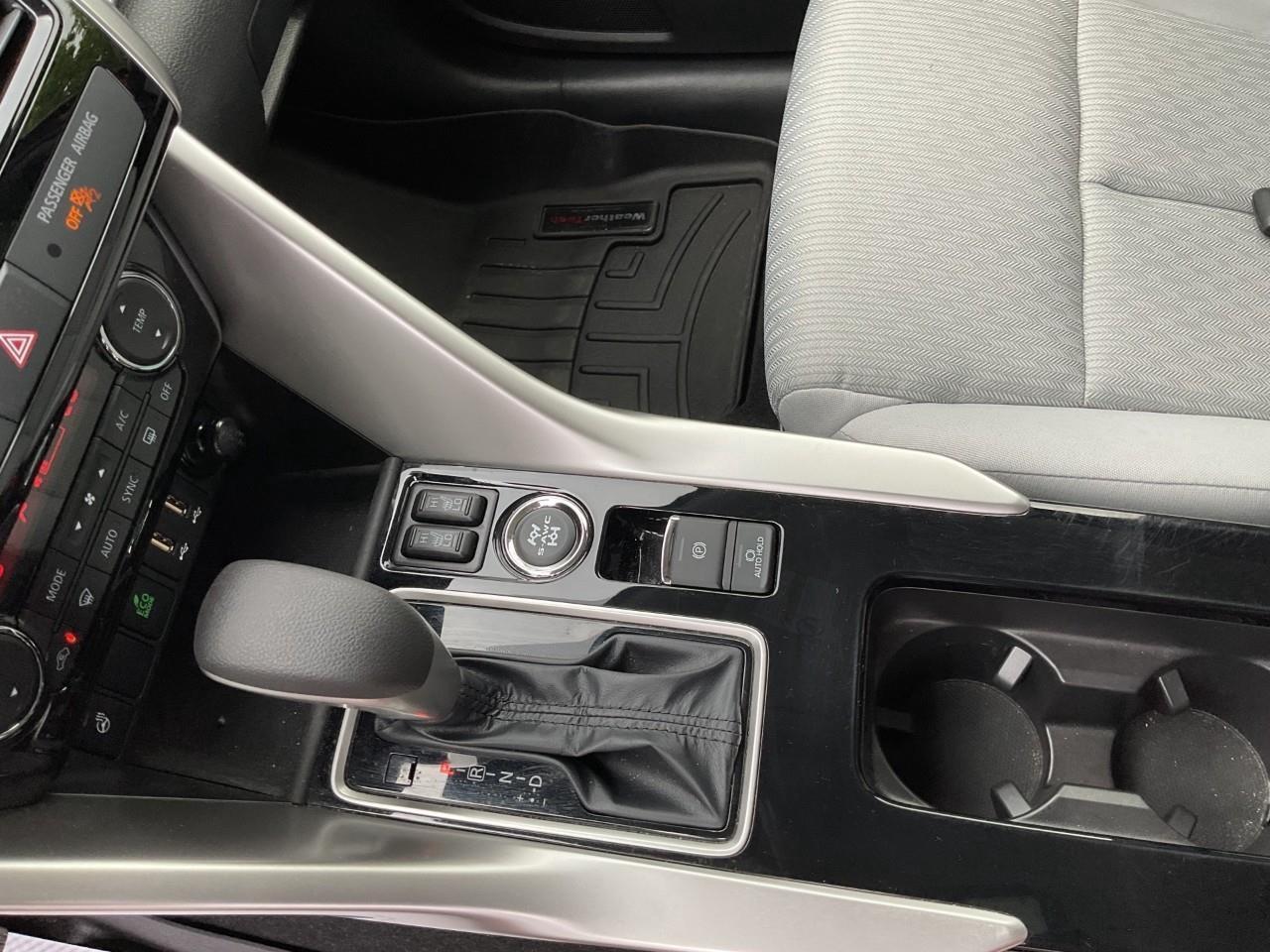 2023 Mitsubishi Eclipse Cross  Photo