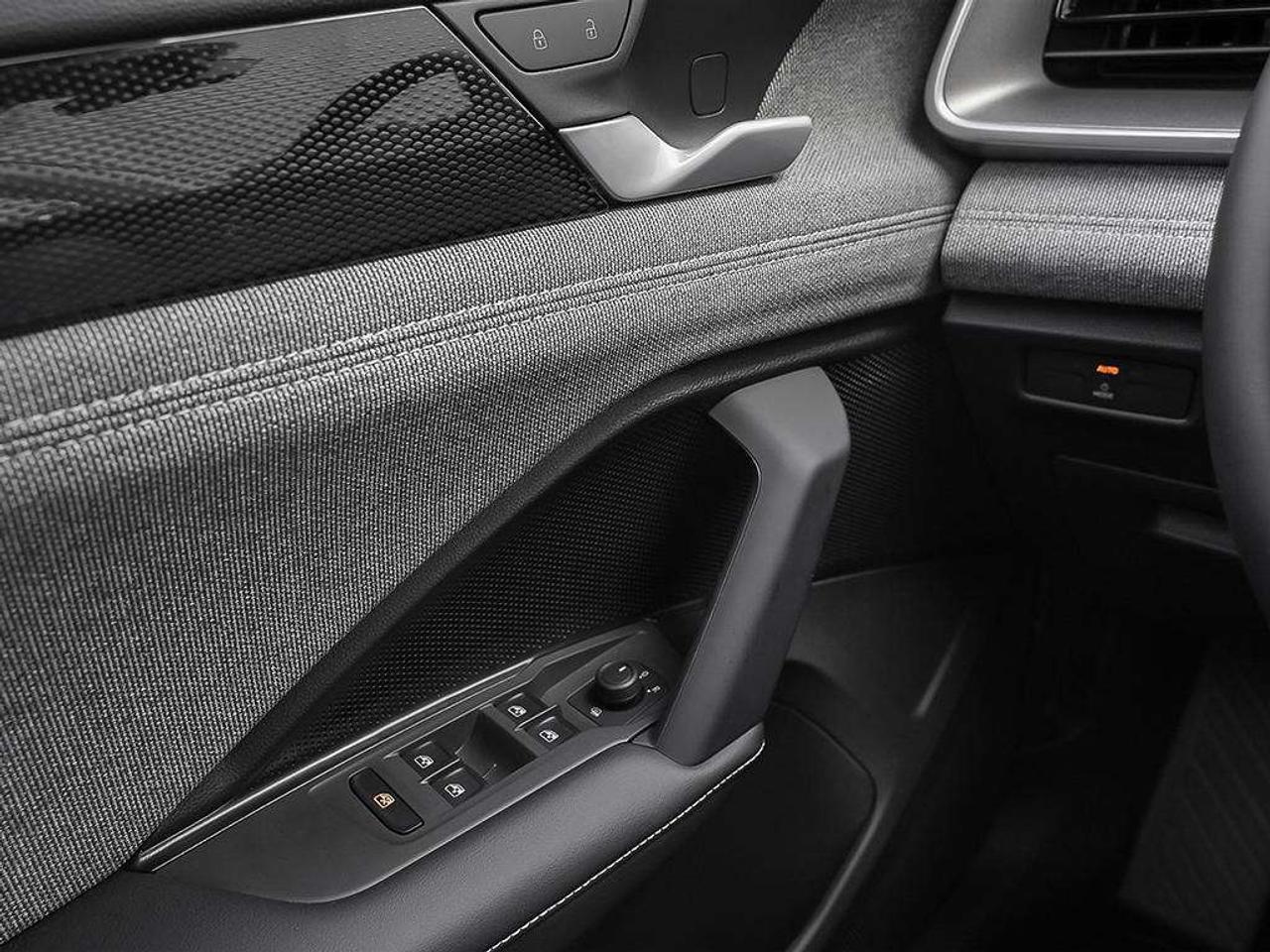 2026 Volkswagen Tiguan Trendline VW Certified Carplay Photo