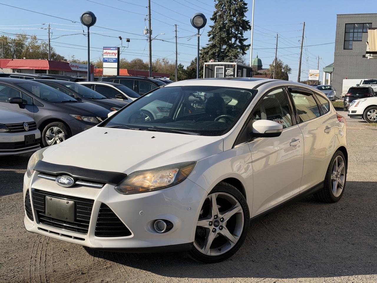 2013 Ford Focus Titanium Photo0