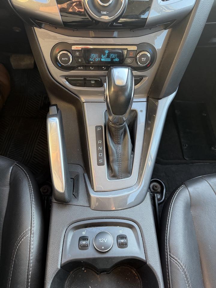 2013 Ford Focus Titanium Photo