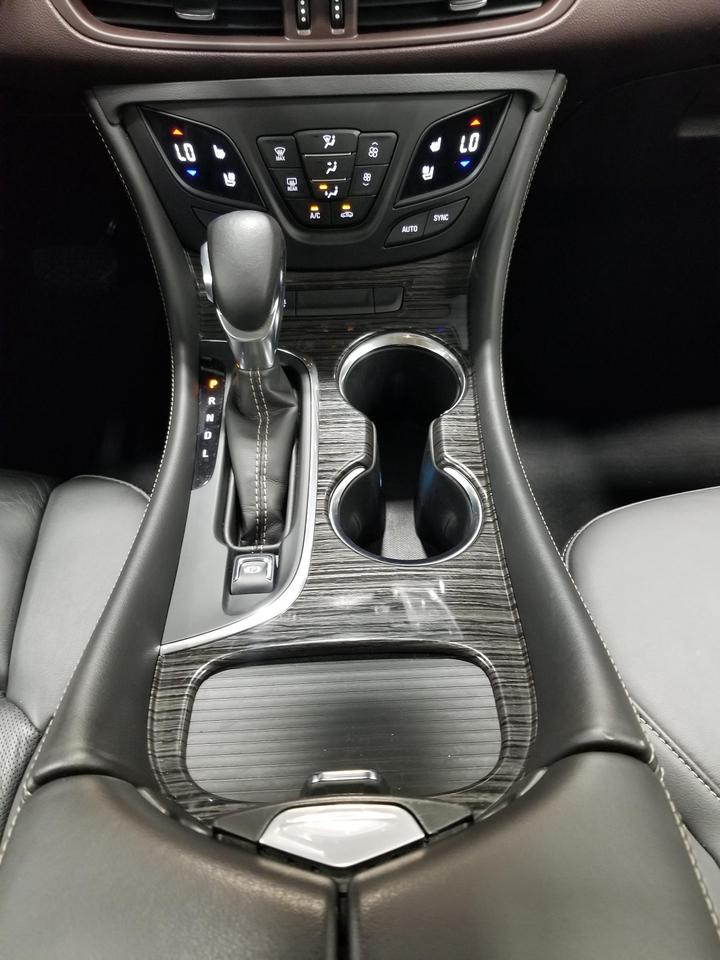 2018 Buick Envision Premium II All-Wheel Drive Photo
