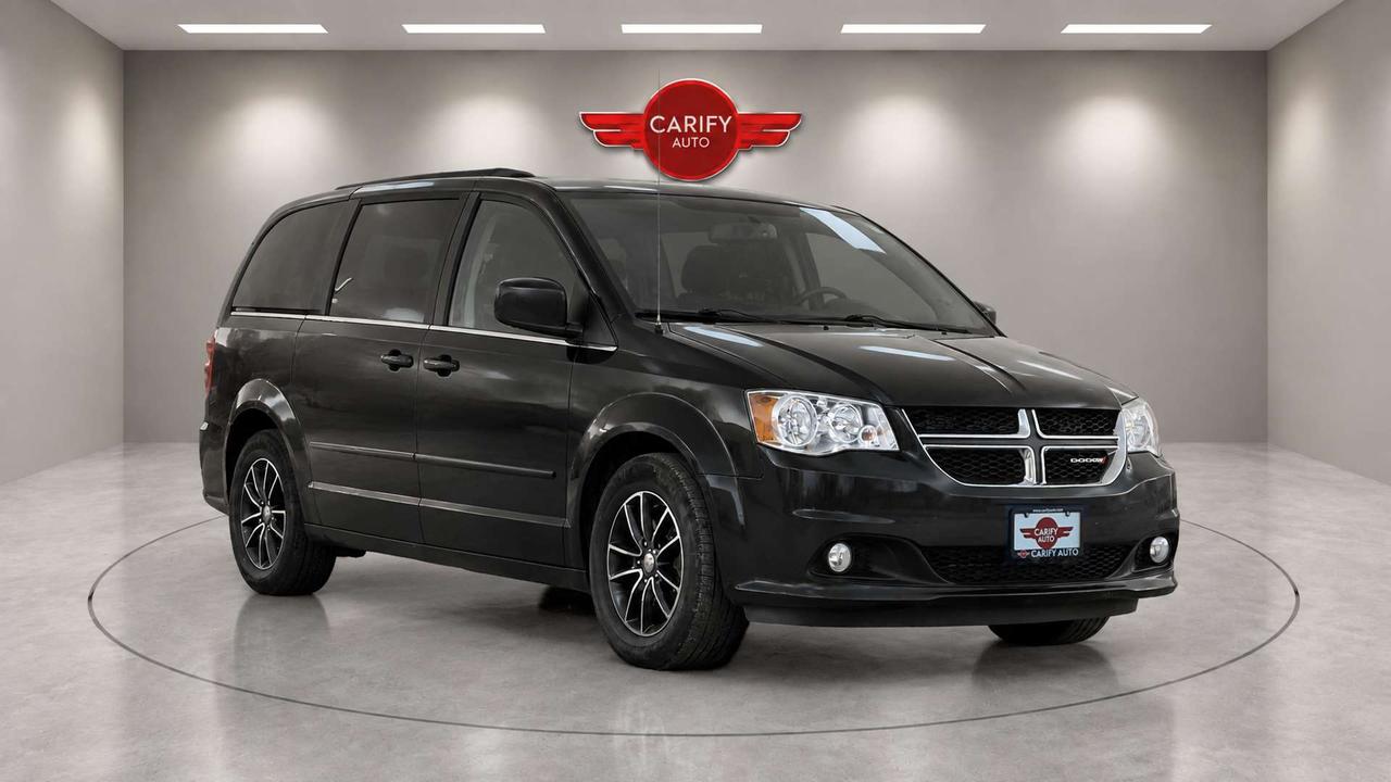 2016 Dodge Grand Caravan SXT Photo