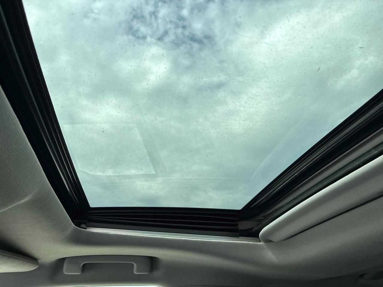 2020 Toyota Highlander XLE Photo4