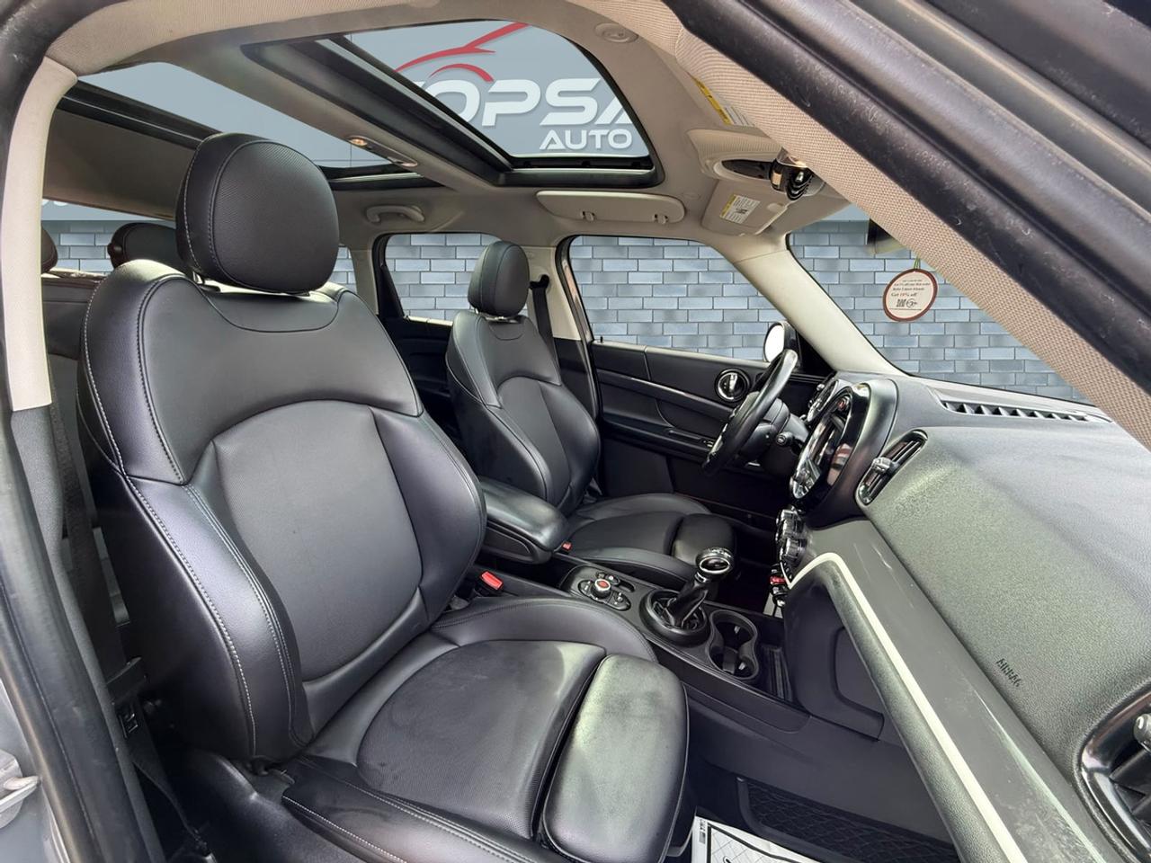2018 MINI Countryman Cooper S Photo