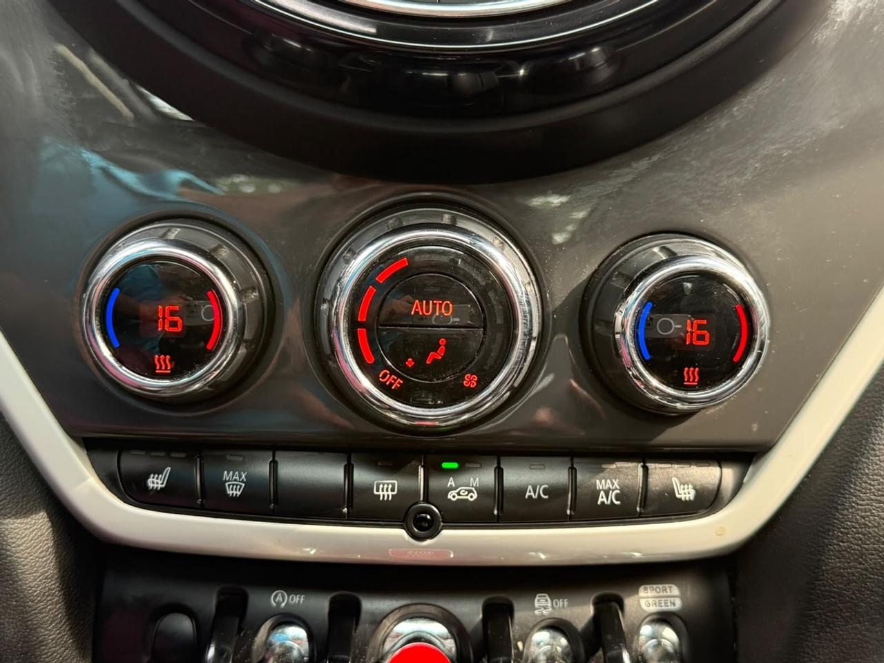 2018 MINI Countryman Cooper S Photo